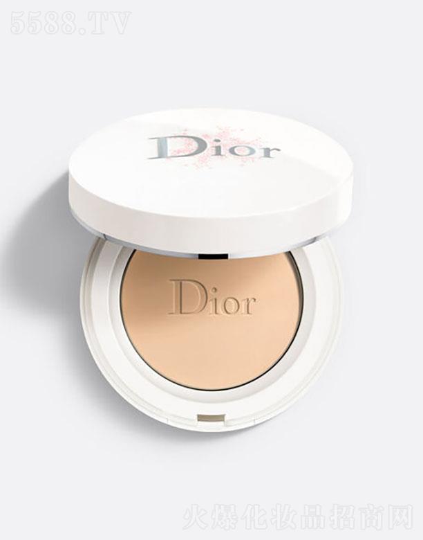 �����z͡�ϊW�̘I(y��)(�Ϻ�)���޹�˾�������z͡   �ϊWѩ���`���N�������   ˮ������