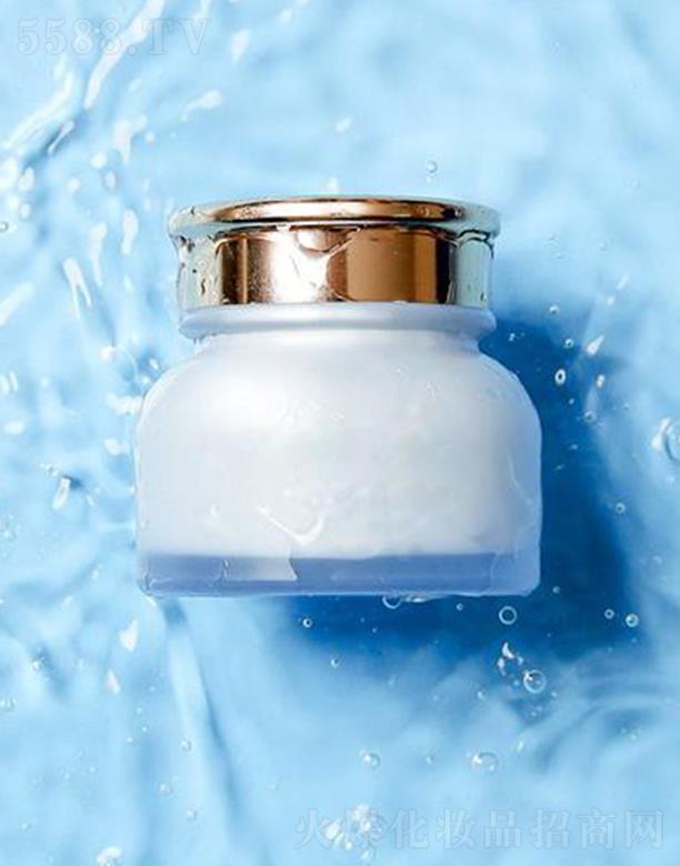 ��ɽ�ی����y�YƷ���޹�˾���ی������ޏͱ�����˪