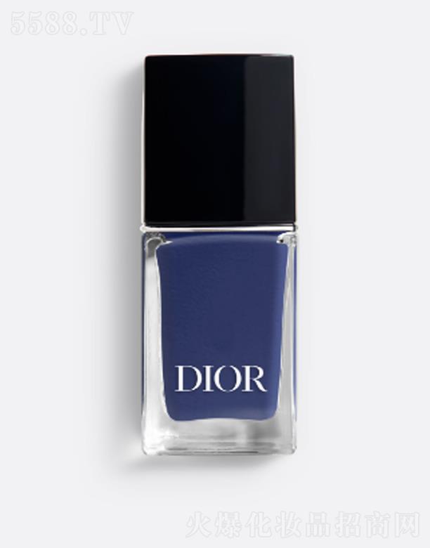 �����z͡�ϊW�̘I(y��)(�Ϻ�)���޹�˾���ϊW����796 �{(l��n)ɫ����