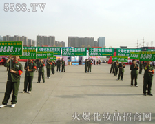 չ����𱬾Gɫ��"����"