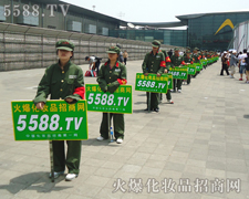 �𱬽y(t��ng)һ�ľGɫ܊�b��鶼�����c(di��n)