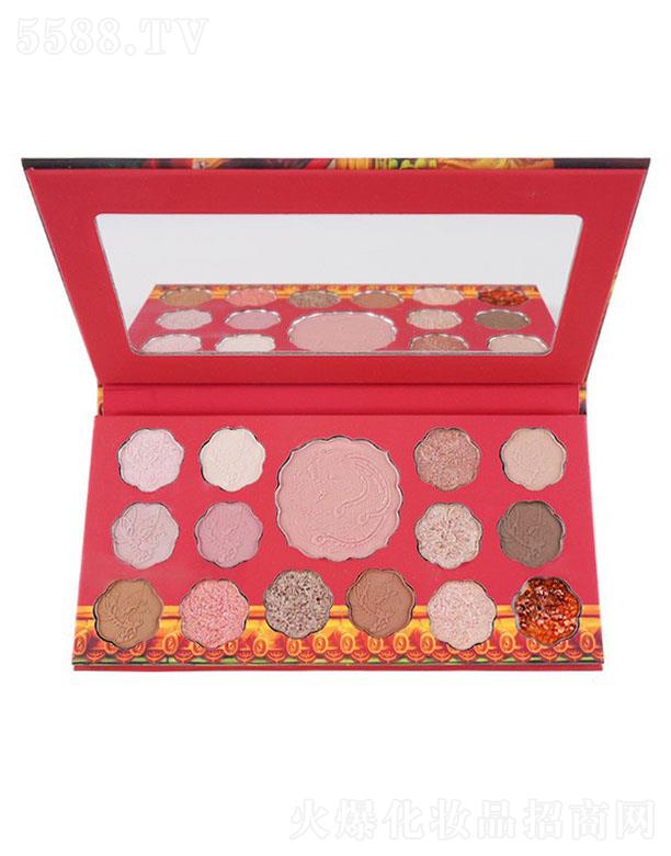 �V���ɵُ�(f��)���L(f��ng)15ɫ��Ӱ ���t�߹�����һ��������Ӱ �W(xu��)��ƽ�r(ji��)