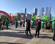 �𱬻��yƷ���̾W(w��ng)��Ӣ����ͦ�أ��w�S��