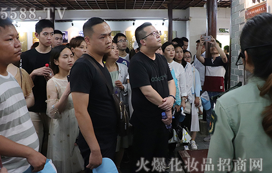 家國情懷的敬仰 家國情懷的敬仰