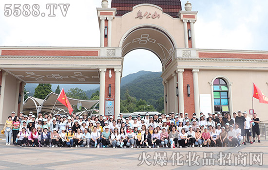 ���(y��ng)�tɫ֮���������������ƵZǰ��