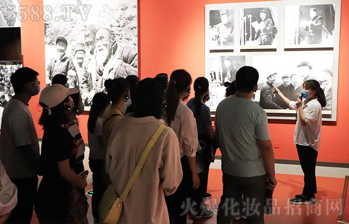 �˹����-�t����