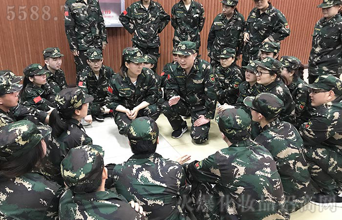 比出風(fēng)采,超越自我!火爆每一個人都是“戰(zhàn)士”! 比出風(fēng)采,超越自我!火爆每一個人都是“戰(zhàn)士”!