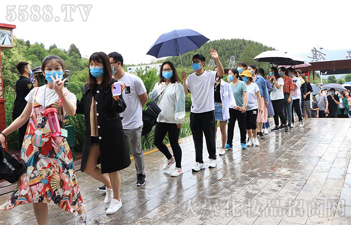 �^���_�� ��������