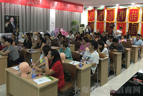 ����ؔ�������յ�Ҽ��g������