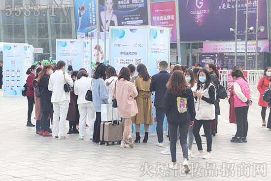 ����ʢ�����س��������44�óɶ����I(y��)���[��ʢ���_Ļ