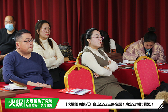 13�꽛(j��ng)�(y��n)���f(w��n)����I(y��)��ͬ�(y��n)�C����������ģʽ��������I(y��)��(sh��)�F(xi��n)����(r��n)���񱩝q