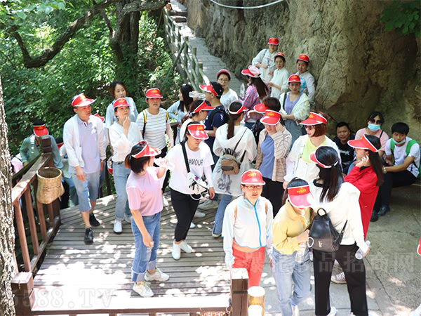 ������;· �Գֲ�и��