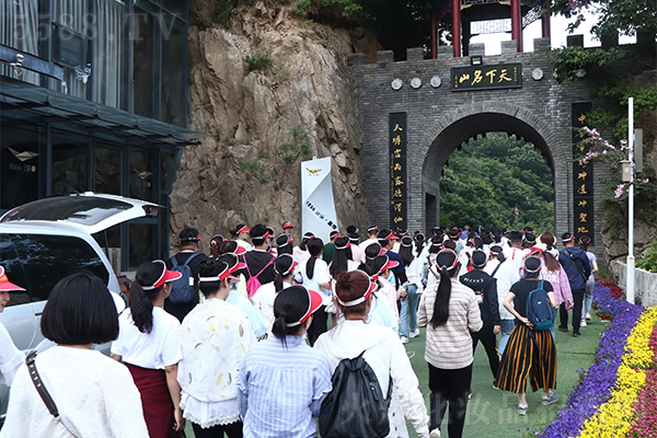 �����Ͼ�ɽ���������Ļ�