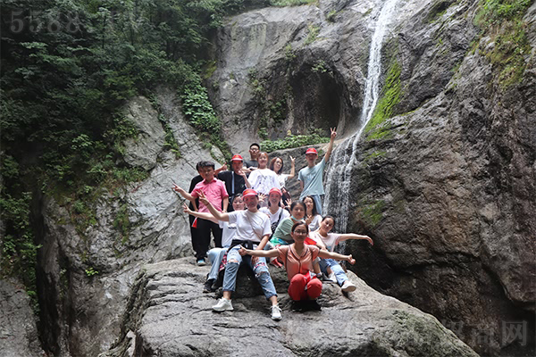 ���Ͼ�ɽ���W(xu��)��(x��)���Ļ�