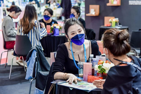 廣州美博會(huì)第二天 廣州美博會(huì)第二天