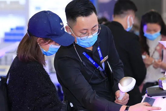 �o������(g��)�؁�(l��i)CCBE�����С��ؑcվ������