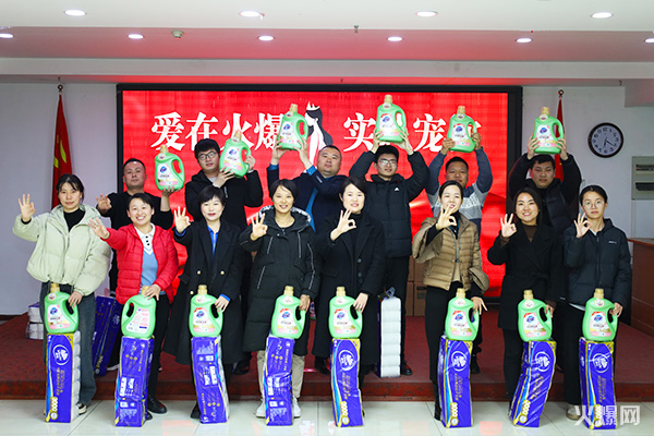 �펽�`���A�������»����𱬾W(w��ng)��T���l(f��)��Ů��(ji��)�YƷ��