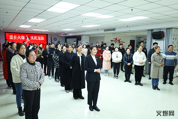 �펽�`���A�������»����𱬾W(w��ng)��T���l(f��)��Ů��(ji��)�YƷ��