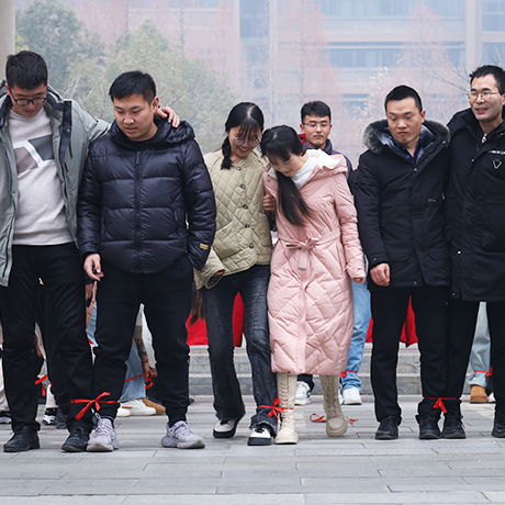 �𱬼��������R������