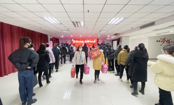 �¾��𱬾W(w��ng)����18����