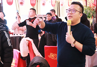 �𱬾W(w��ng)ȫ�w�T���R��һ�ù���ʢ����