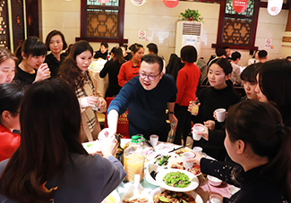 �ֵܺ����@������2019��y��һ������