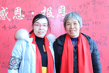 ��������L��ĸ�ף����²�����(j��ng)���cĸ�H��Ӱ��