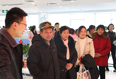 �íh(hu��n)�����ù�������ĸ�������T����ĸ���^�𱬾W(w��ng)��